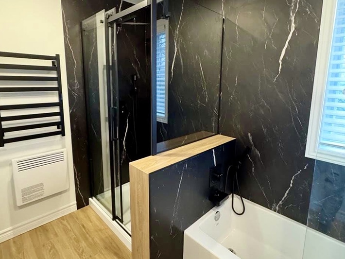 Rénovation de salle de bain Laval Québec.